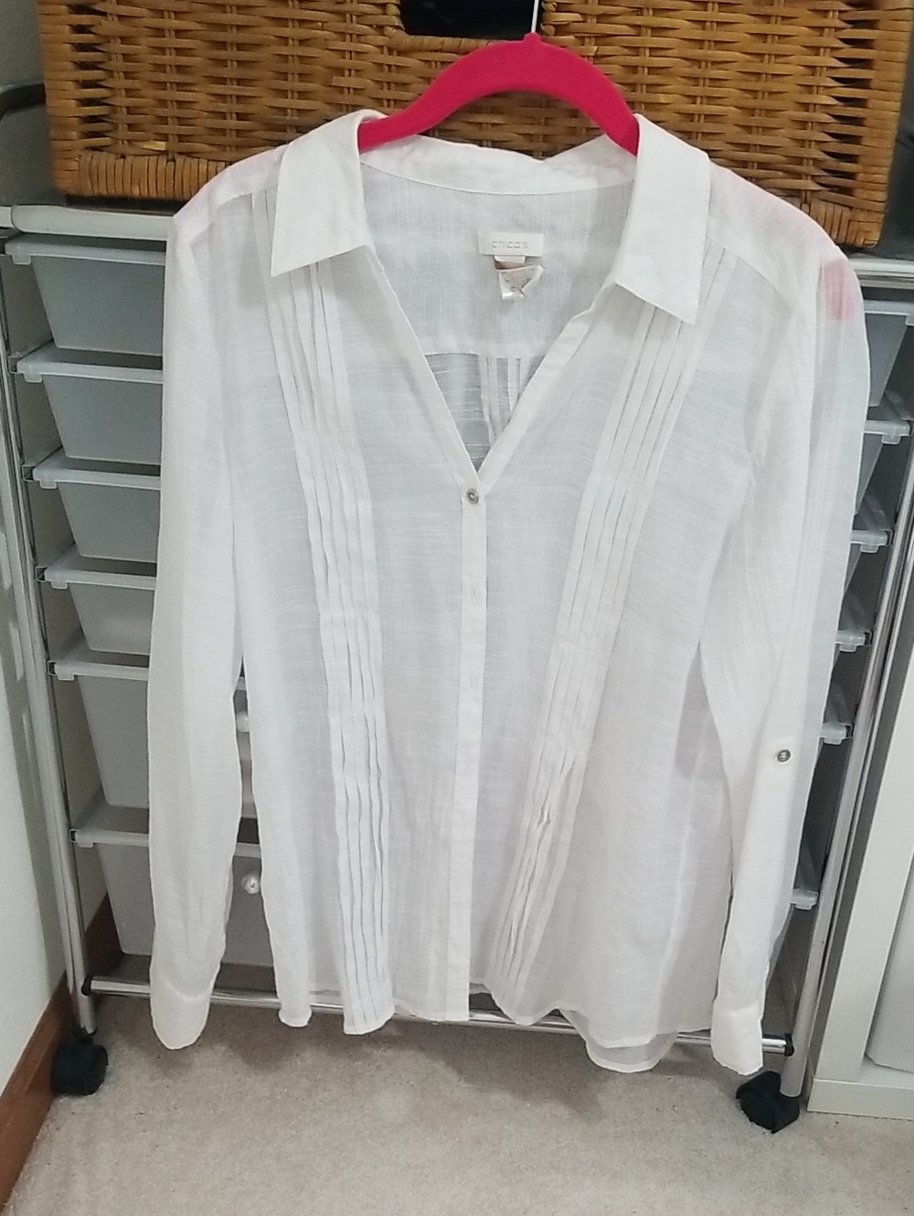 Chico's White Pleated Button-Front Casual Dress Shirt - Size Medium (Sz 1)